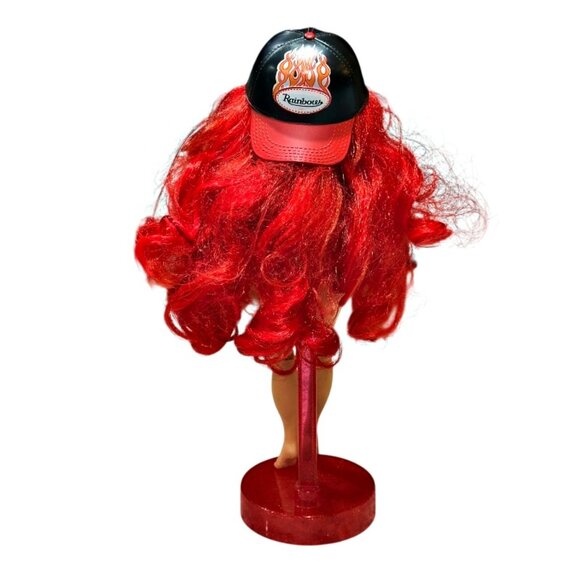 Rainbow High Series 1 RUBY ANDERSON Red Fashion Doll Stand Storage Bag *NO HANDS - Picture 4 of 9